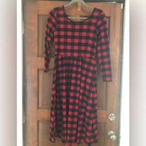 Old Navy red buffalo plaid dress size small